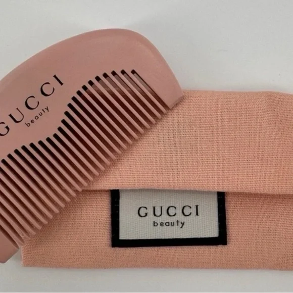 New Gucci pink comb and pouch - Picture 2 of 2